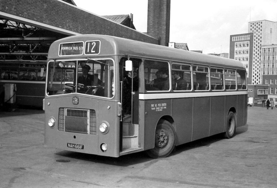 Bedford VAM5 ECW (B41F) '1967